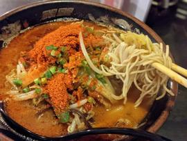 ふくや野菜とんこつラーメン 辛野菜とんこつラーメン 極楽