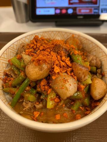 トリプルニンニク牛丼 辛