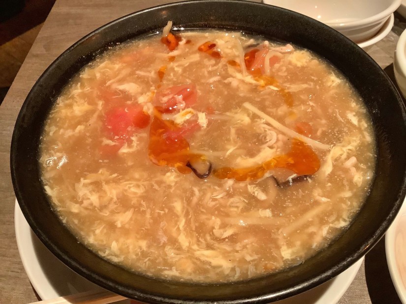 トマト入り酸辣湯麺