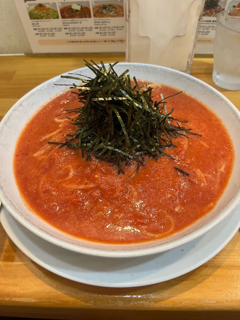 赤辛トマトソースに明太子