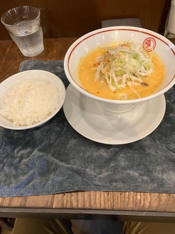 白胡麻担々麺