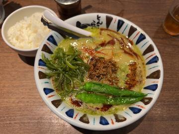 青唐辛子の緑の担々麺