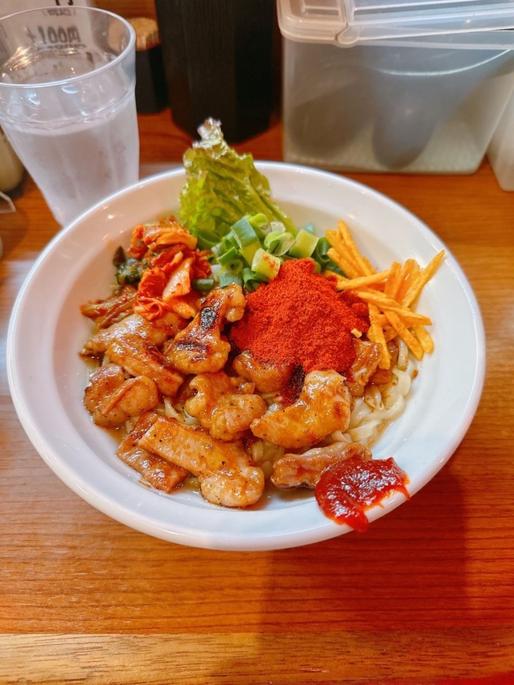 旨辛ホルモンまぜそば 4辛