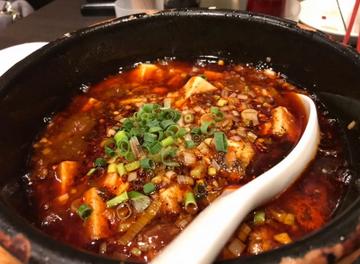 石焼鍋麻婆豆腐 本場激辛