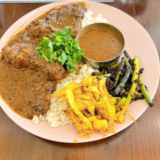 カーリーチキンカレー