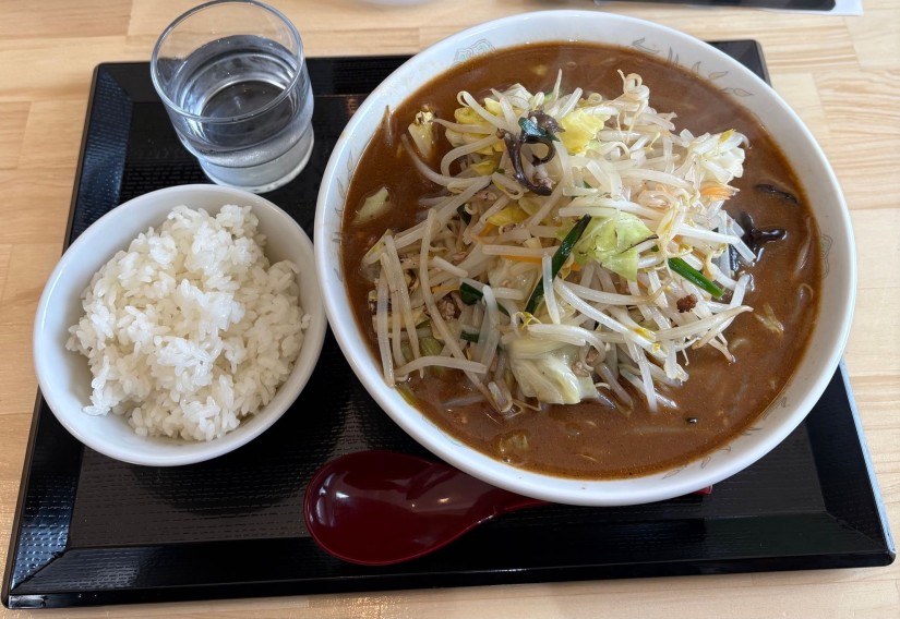 黒みそラーメン 辛増し