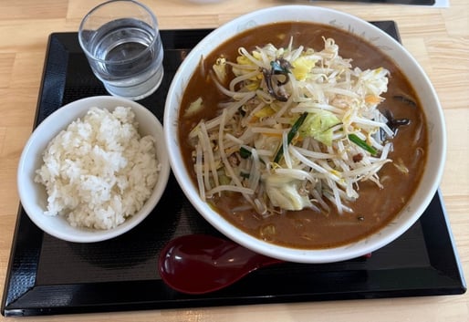 黒みそラーメン 辛増し