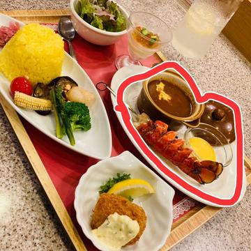 洋食小皿 オマール海老香るカレー・サフランライス＆オマール海老のグリル