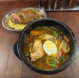 やわらか揚げ鶏 海老味噌スープ スパイシーキーマトッピング 臨(10辛)