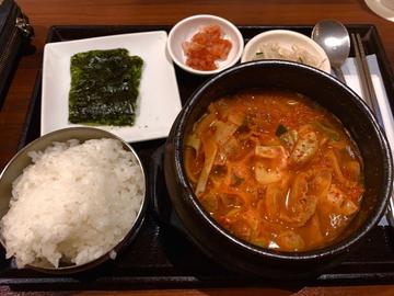 韓国特製牛すじ煮込み
