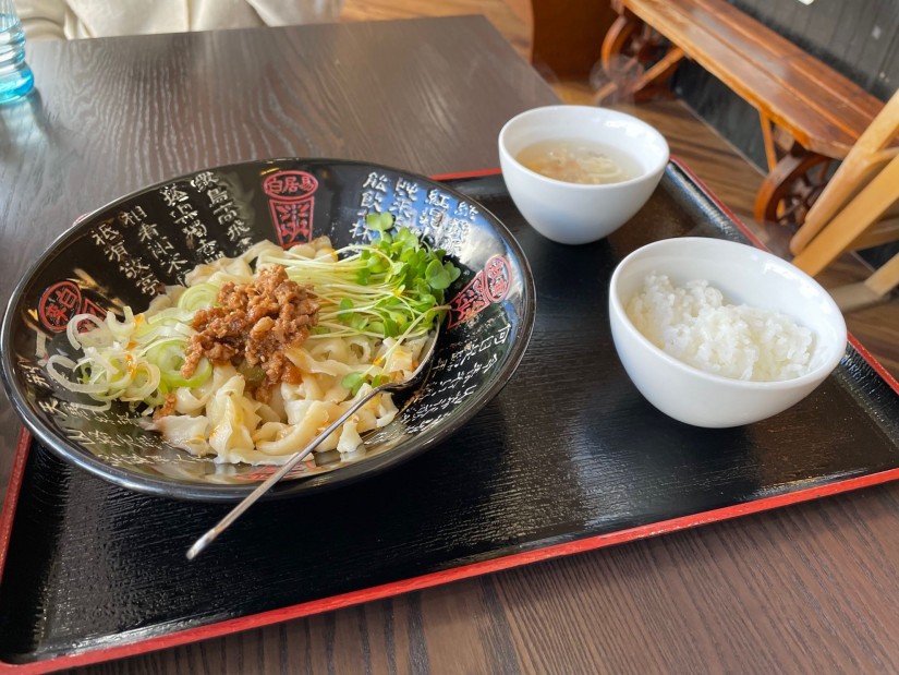 汁無し麻辣刀削麺