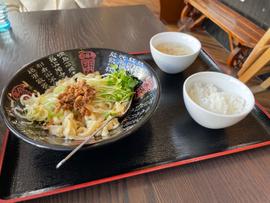 汁無し麻辣刀削麺