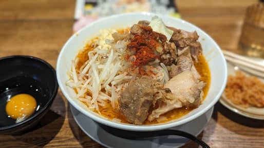 豚そばレッド 辛口