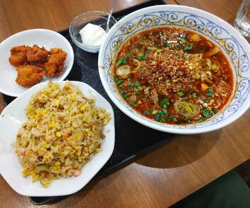 担々麺セット紅麻辣担々麺 辛め