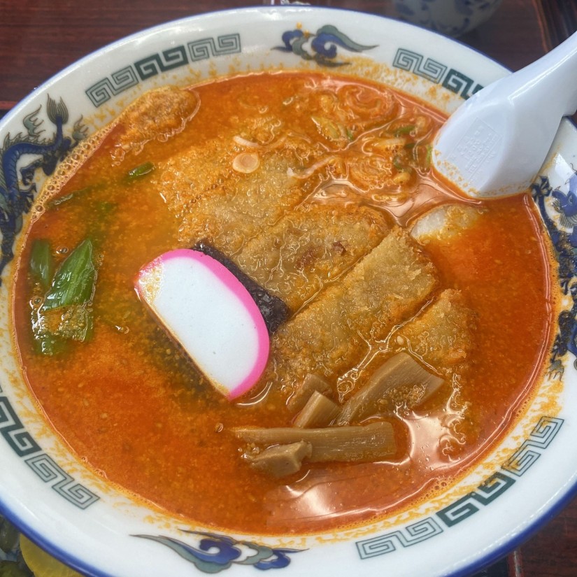ぴりからトンカツラーメン 1辛