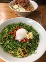 広島汁なし坦々麺