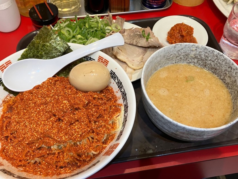 カラスパつけ麺 味噌味 大辛