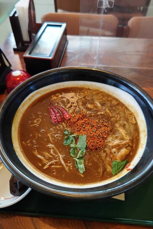 元祖発汗カレーそば  レベル4 激辛