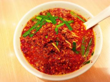 台湾ラーメン 激辛　イタリアン 激辛