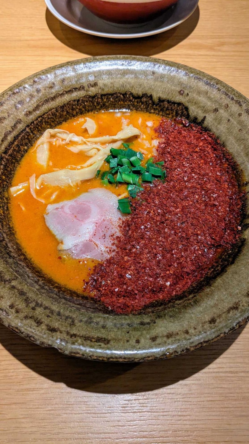 鶏ポタ辛麺 ヨガる松岡修造 兆激辛