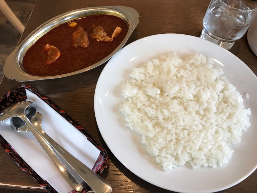 薬膳ボンベイ じわじわした辛さ