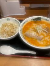ピリ辛とんこつネギラーメン