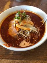 激辛ラーメン 挑戦的辛さ
