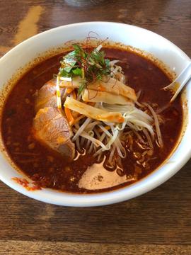 激辛ラーメン 挑戦的辛さ
