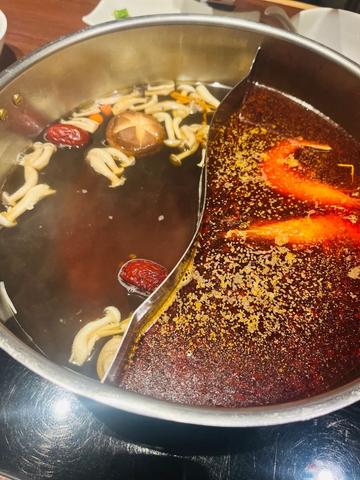 四季茸鴛鴦鍋