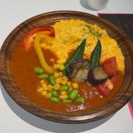 たっぷり夏野菜のカレーオムライス 5倍