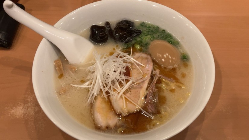 とんこつ辛か麺