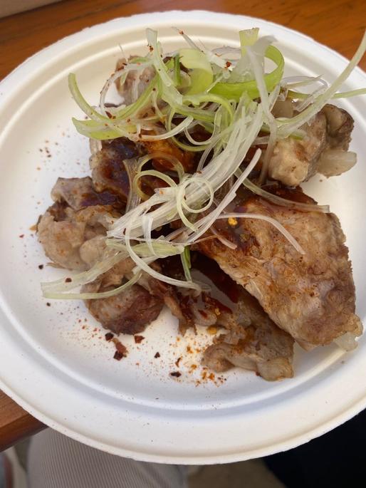 骨まで食べれるスペアリブ 激辛