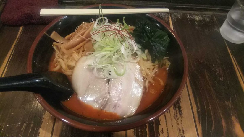 鉄火麺
