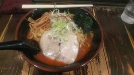 鉄火麺