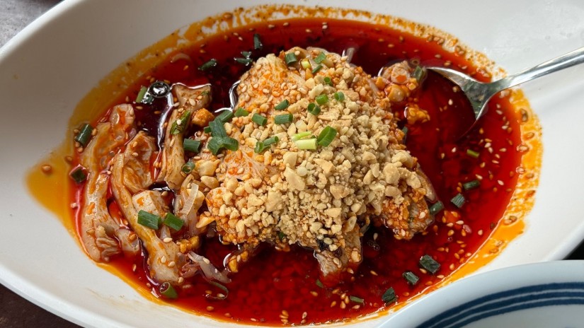 元祖汁無し坦々麻辣刀削麺 中辛