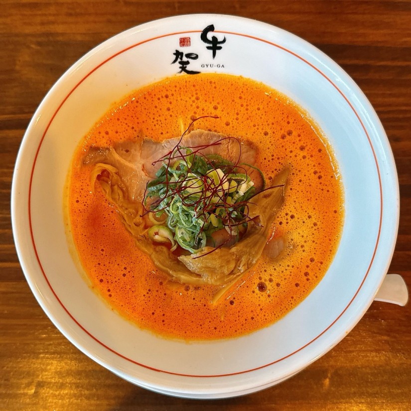 牛骨赤辛ラーメン