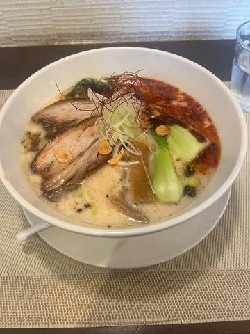 辣塩白湯麺
