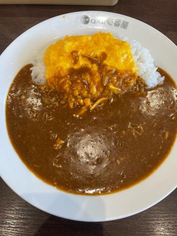 ポークカレー +スクランブルエッグ+チキン煮込 5辛