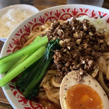 痺辛トマト坦々麺