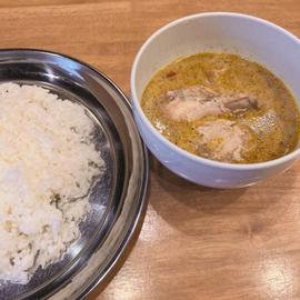 大辛手羽元ココナッツカレー