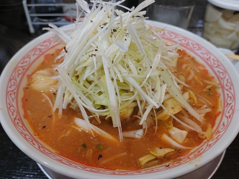 ピリ辛みそラーメン