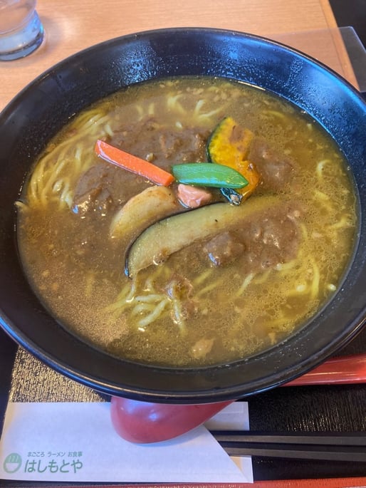 ビーフカレーラーメン