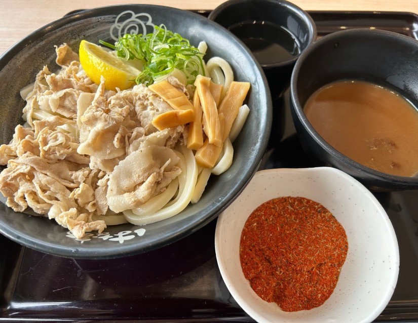 痺れる辛さ 辛魚豚骨つけ麺