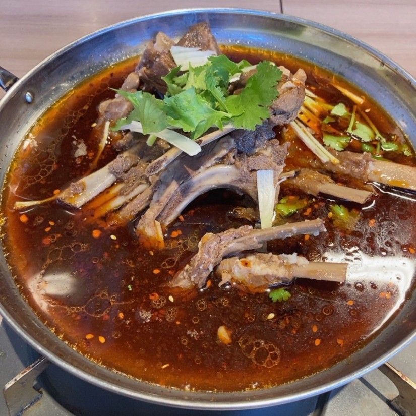 老北京羊蝎子火鍋 激辛