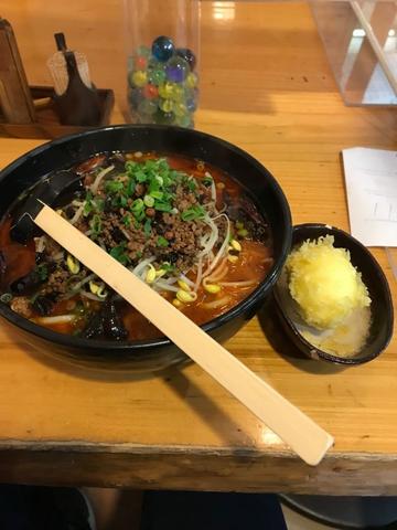 四川麻辣うどん