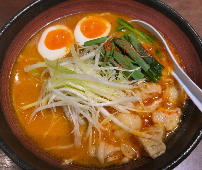 ホルモン辛味噌ラーメン