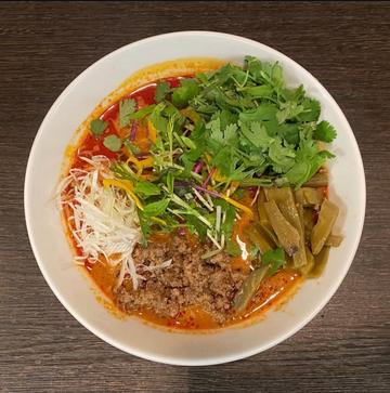 担々麺 赤 10辛パクチー山クラゲ
