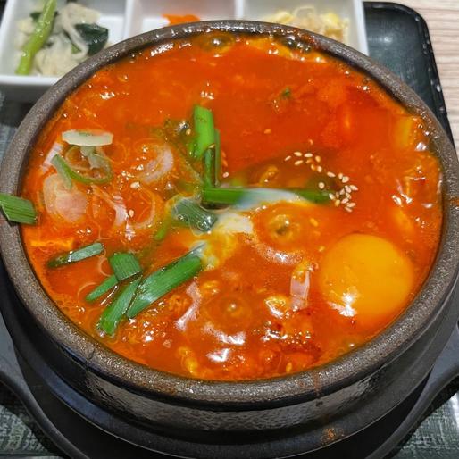 豚肉とほくほくじゃがいものキムチスンドゥブ ６辛