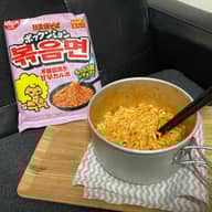 ポックンミョン韓国風甘辛カルボ(袋麺) 4辛