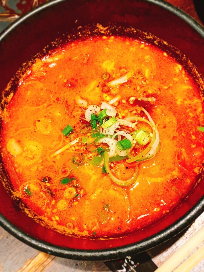 ユッケジャンクッパ 別添えカプサイシンソースあり